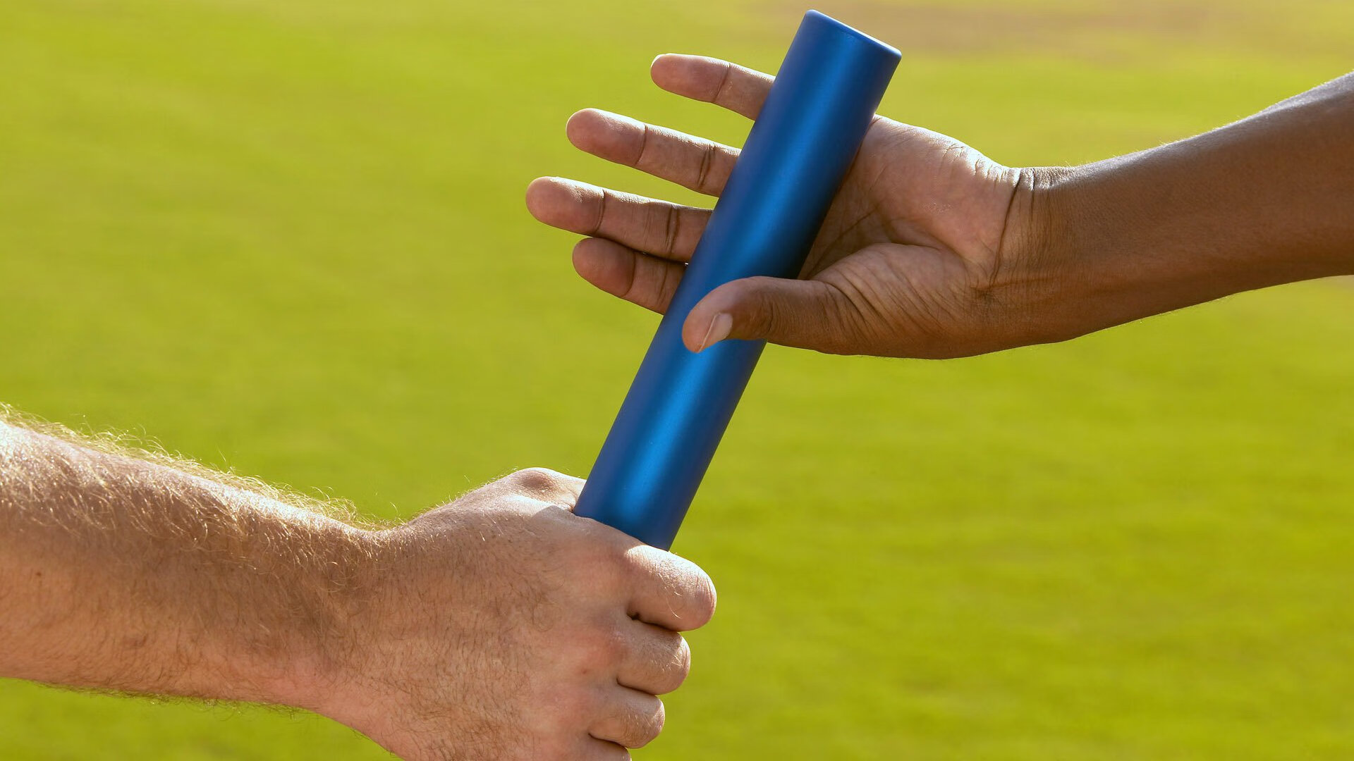 俱乐部青训导师获国际邀请 交流教学方法，俱乐部青训什么意思